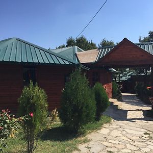 Etno Restoran Ranc Μοτέλ Radibus Exterior photo