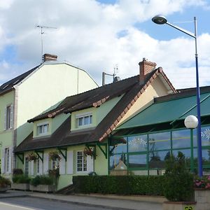 L'Auberge De L'Olive Ξενοδοχείο Dompierre-sur-Besbre Exterior photo