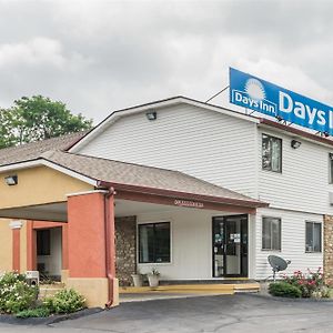 Days Inn By Wyndham Μπλούμινγκτον Exterior photo