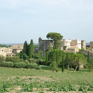 Tour Sarrazine De Montaren Bed and Breakfast Exterior photo