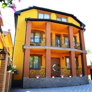 Goldenluxe Ξενοδοχείο Berehove  Exterior photo