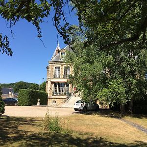 Hostellerie Du Parc Liancourt Exterior photo