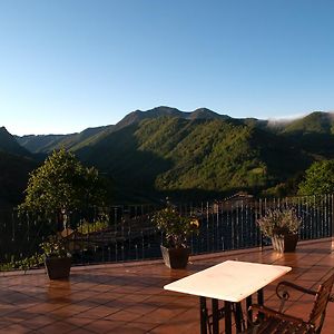 El Mirador De Fuentes Del Narcea Ξενοδοχείο Moncó Exterior photo