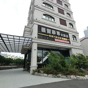 雲林斗六福爾摩莎大飯店 Ξενοδοχείο Exterior photo