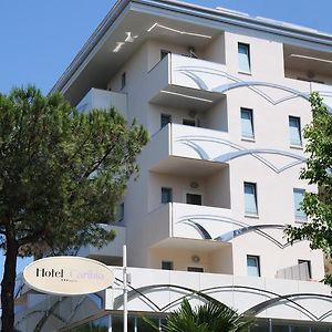 Hotel Caribia Pinarella Τσέρβια Exterior photo