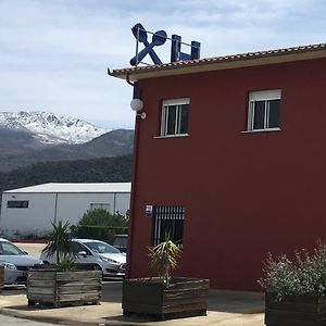 Hostal Asturias Ξενοδοχείο Jarilla Exterior photo