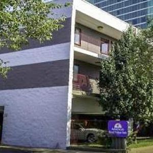 Americas Best Value Inn St. Louis Downtown Exterior photo