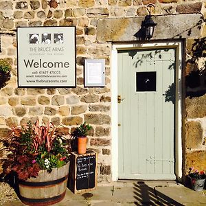 The Bruce Arms Ξενοδοχείο West Tanfield Exterior photo