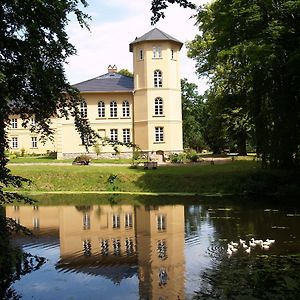 Landhaus Schloss Koelzow Ξενοδοχείο Kolzow Exterior photo