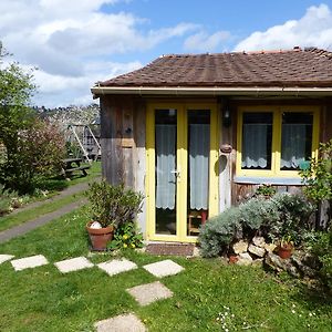 La Maison Rouge Bed and Breakfast Chauvigny Exterior photo