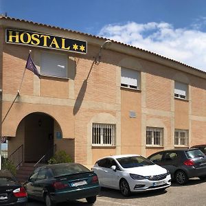 Hostal 82 Ξενοδοχείο Olías del Rey Exterior photo