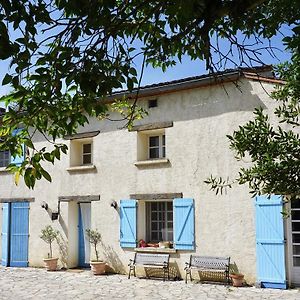 La Bergerie De Valerie Bed and Breakfast Arthes Exterior photo