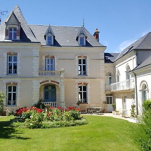 La Roseraie Bed and Breakfast Neuville-du-Poitou Exterior photo