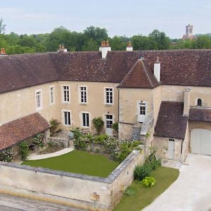 Le Prieure Ξενοδοχείο Noyers-sur-Serein Exterior photo