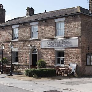 The Castle Inn Χαρογκέιτ Exterior photo