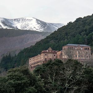 Monasterio De Santa Maria De Valvanera Ξενοδοχείο Anguiano Exterior photo