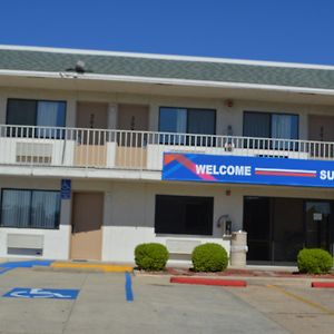 Super 7 Inn Bossier City Exterior photo