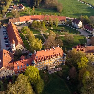 Naturschlosshotel Blumenthal Άιχαχ Exterior photo