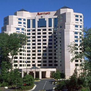 Falls Church Marriott Fairview Park Ξενοδοχείο Exterior photo