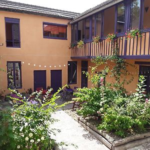 Chambres D'Hotes Les Coutas Mailly-la-Ville Exterior photo