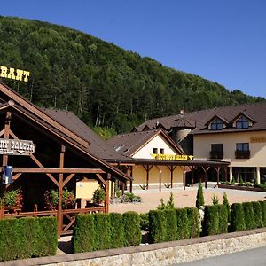 Country Saloon Bela Ξενοδοχείο Exterior photo