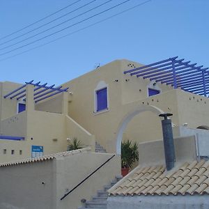 Sylvia Studios Αγία Μαρίνα Exterior photo