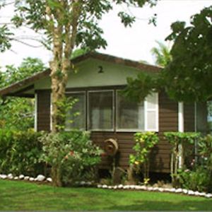 Vaiala Beach Cottages Απία Exterior photo