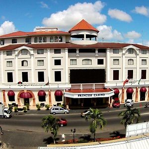 Ramada By Wyndham Princess Paramaribo Ξενοδοχείο Exterior photo