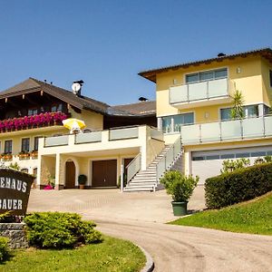 Gaestehaus Stabauer Ξενοδοχείο Mondsee Exterior photo