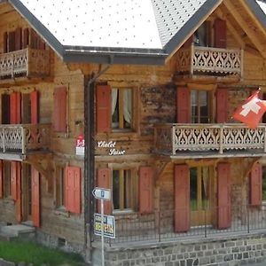 Chalet Suisse Bed And Breakfast Μόργκινς Exterior photo