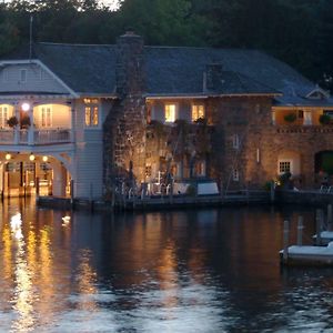 Lake George Boathouse Waterfront Lodging Ξενοδοχείο Bolton Landing Exterior photo