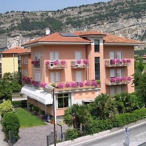 Villa Orchidea Torbole Sul Garda Exterior photo