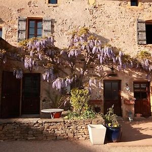 Domaine De La Saule Bed and Breakfast Jalogny Exterior photo