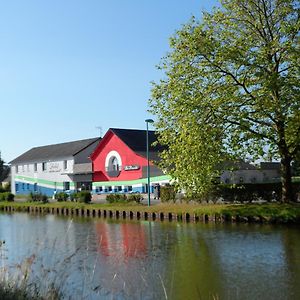 La Peniche Ξενοδοχείο Pierrefitte-sur-Loire Exterior photo