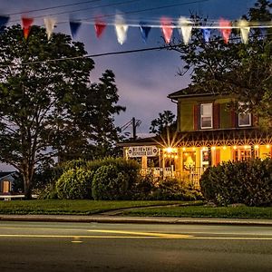 Auberge D'Anjou-Cocooning Cafe Ξενοδοχείο Petit Rocher Exterior photo