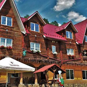 "Lian" Family Hotel & Restaurant Volosyanka  Exterior photo