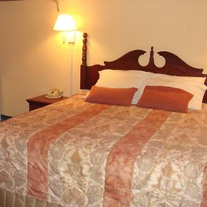 Garden Inn Motel Blytheville Room photo