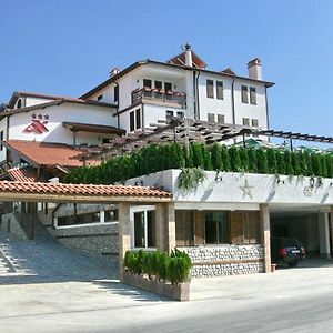 Hotel Pirinski Han - Old Adjev Han Σαντάνσκι Exterior photo