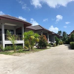 Serenity Resort Mae Nam Exterior photo