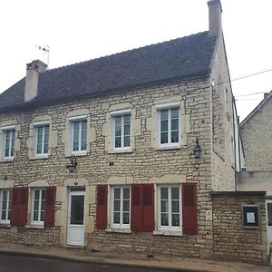 Chambres D'Hotes La Chaumiere Arcy-sur-Cure Exterior photo