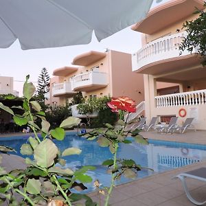 Golden Rose Suites Κολυμβάρι Exterior photo