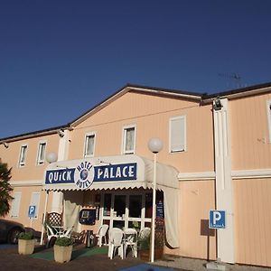 Quick Palace Le Mans Ξενοδοχείο Saint-Saturnin  Exterior photo