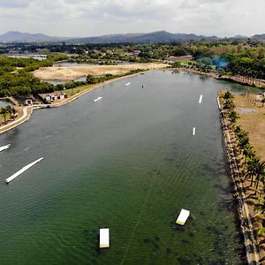 Lago De Oro Ξενοδοχείο Μπατάνγκας Exterior photo