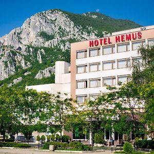 Hemus Hotel - Vratza Βράτσα Exterior photo