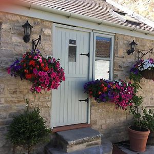 The Barn Ξενοδοχείο Monk Fryston Exterior photo