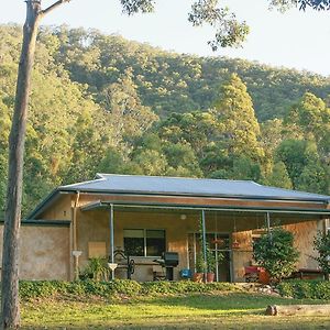 Lyrebird Studio In The Watagans Βίλα Ellalong Exterior photo