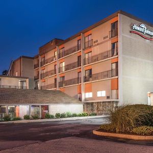 Howard Johnson By Wyndham Milford/New Haven Ξενοδοχείο Exterior photo