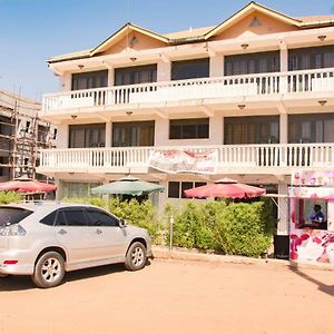 Florida Hotel Zaana Καμπάλα Exterior photo