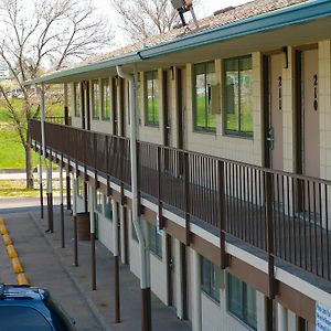 Quad City Inn Ντάβενπορτ Exterior photo