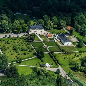 Hedenlunda Slott Ξενοδοχείο Flen Exterior photo